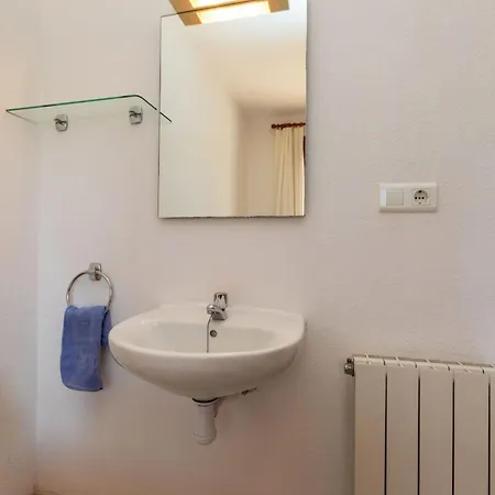 Apartamento Maridor-2 By Interhome